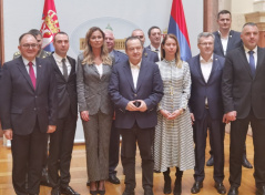 1. март 2022. Председник Народне скупштине Ивица Дачић са полазницима 11. класе